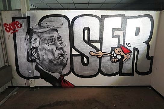 IngmarG's tweet photo. De betere Utrechtse graffiti 👌
.
#Repost from de Kbtr
...
Sore Loser.
#thepresidentabides #Graffiti #graffitiporn #populism #sceneoperator #grafflife #KBTR #Jefs & @tap_that_s https://t.co/gK8idn3WMw