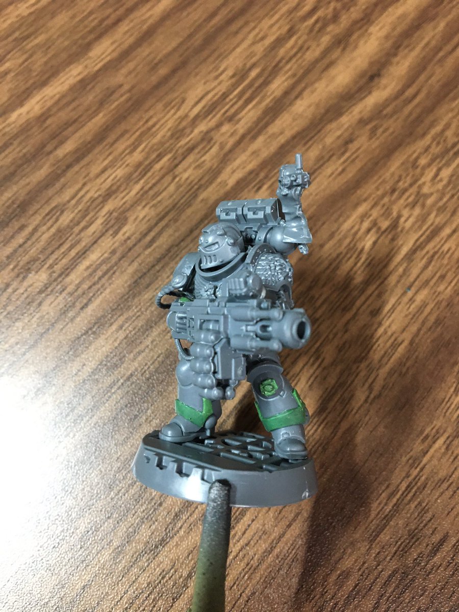 wackostracko's tweet photo. Rodricus Grytt has cross the rubicon to join his brothers in primaris life. I even sculpted a crux terminatus!#deathwatchoverkill #warhammer40k https://t.co/F3Kzmi4ay8