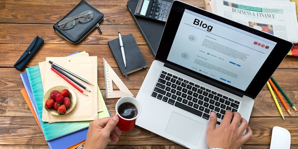 ulhostMX's tweet photo. Definición de blog o «weblog» es un sitio web informativo o diario online que se actualiza periódicamente y, por lo general, lo administra un individuo o un grupo pequeño.
#blogs #blogger #bloggerlifestyle
Continua Leyendo: https://t.co/UKYXydOKcB https://t.co/uIErKqvYmj