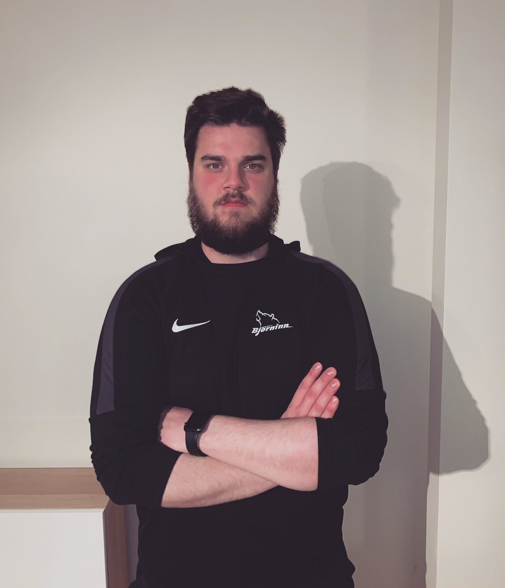 BjorninnF's tweet photo. Það gleður okkur að kynna að Axel Sæmunds hefur ákveðið að taka slaginn aftur fyrir komandi tímabil. Axel hefur verið hluti af þjálfarateyminu frá stofnun klúbbsins og teljum við það því hvalreka að njóta krafta hans áfram. Áfram Björninn #bjarnarlega @Fotboltinet https://t.co/IZ8fhiwmdZ