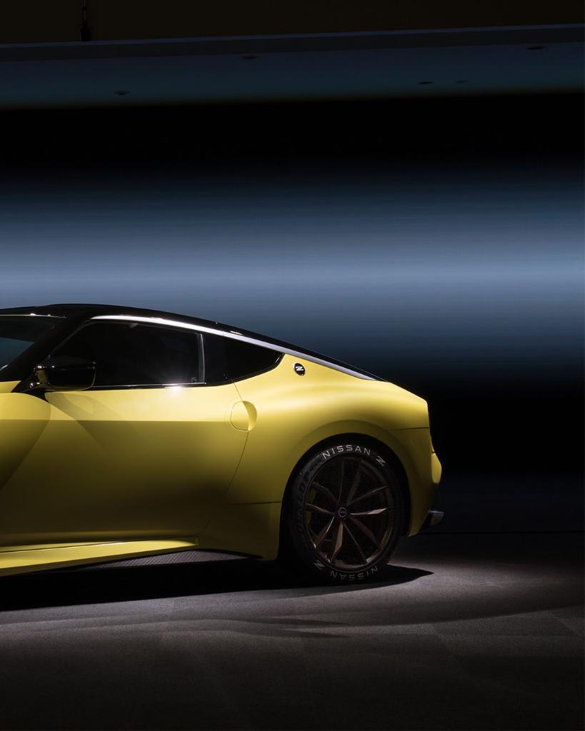 Nissan's tweet photo. Swipe to experience the #PowerofZ #Nissan https://t.co/4qR3FrSn86