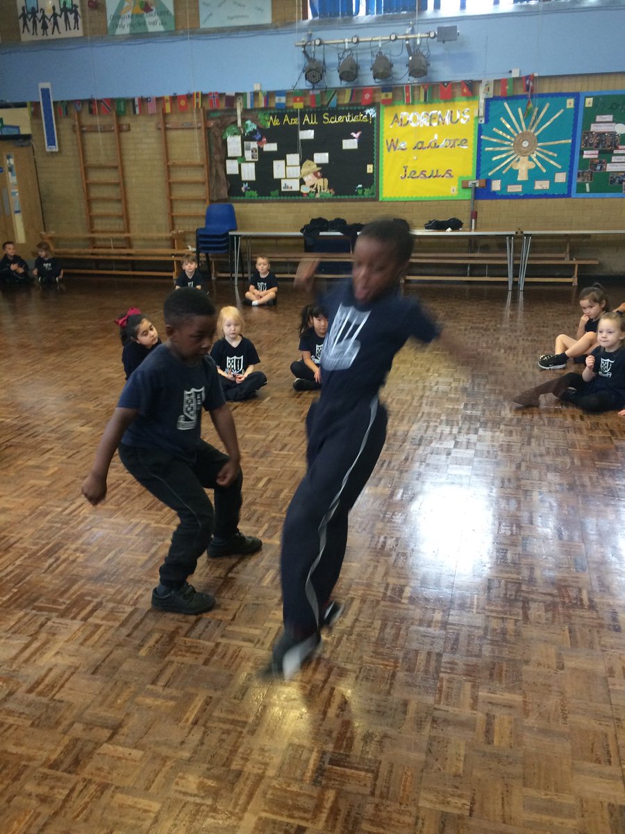 StSebsBCASC's tweet photo. Year one started their day creating sequence s of various types of jumps . Here are some of them working in pairs ! . #sebs PE#year 1 . https://t.co/5QaE1YwenR