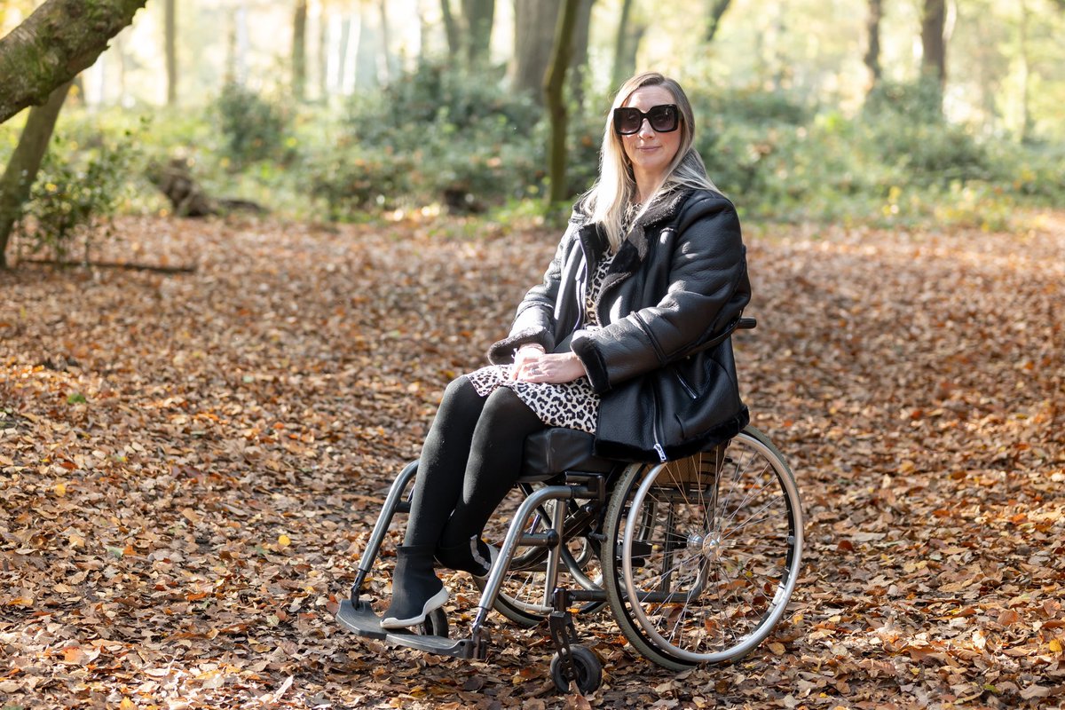 B23Photography's tweet photo. Shots taken of my amazing wife. She suffers from #dystonia but can always smile even when in pain 24/7 #dystoniaawareness https://t.co/sU9ofHKXyt