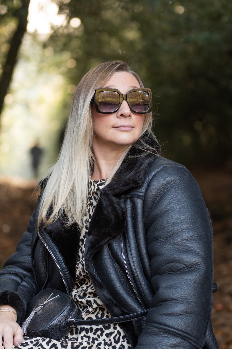 B23Photography's tweet photo. Shots taken of my amazing wife. She suffers from #dystonia but can always smile even when in pain 24/7 #dystoniaawareness https://t.co/sU9ofHKXyt