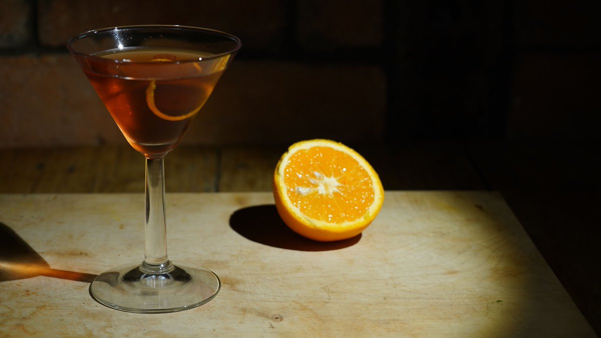 ABNF13's tweet photo. Tonight we’re celebrating the September Harvest Moon. 
..there's a full moon risin'
Let's go dancin' in the light..
🥂Here’s to the lovers! 🥂
We’re releasing a moon themed cocktail recipe every day until Fri 13 Nov to celebrate the 13 full moons in 2020. #neilyoungharvestmoon https://t.co/CBKatv5VsZ