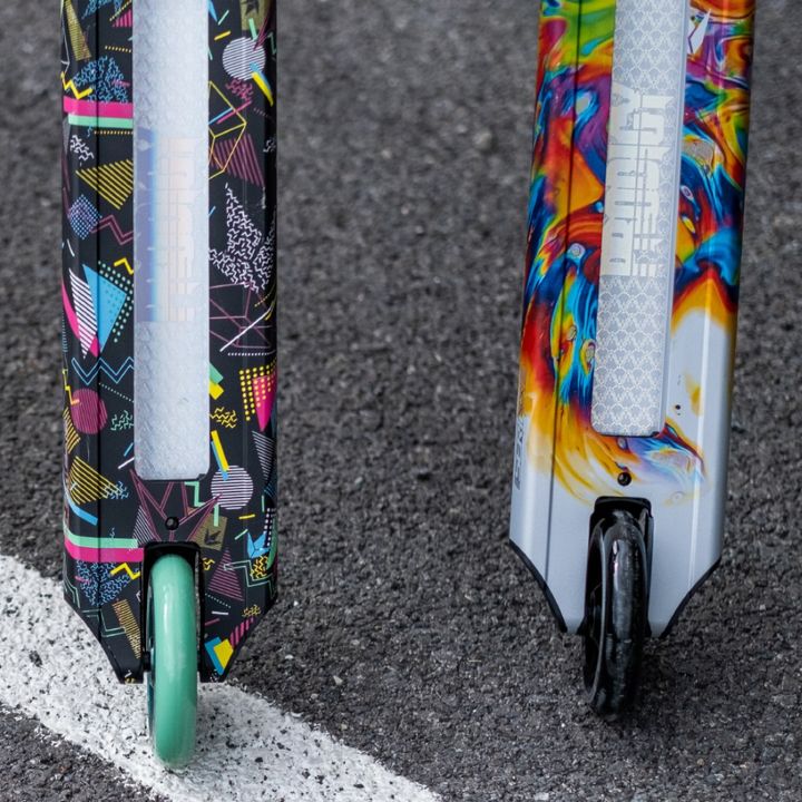 blunt_scooters's tweet photo. Whats your fav out of the new Hydrowrapped 2021 colourways?
Retro or Swirl?
#ProdigyS8Retro #ProdigyS8Swirl #HydroWrapped #BluntScooters https://t.co/0M8HCd3nDY