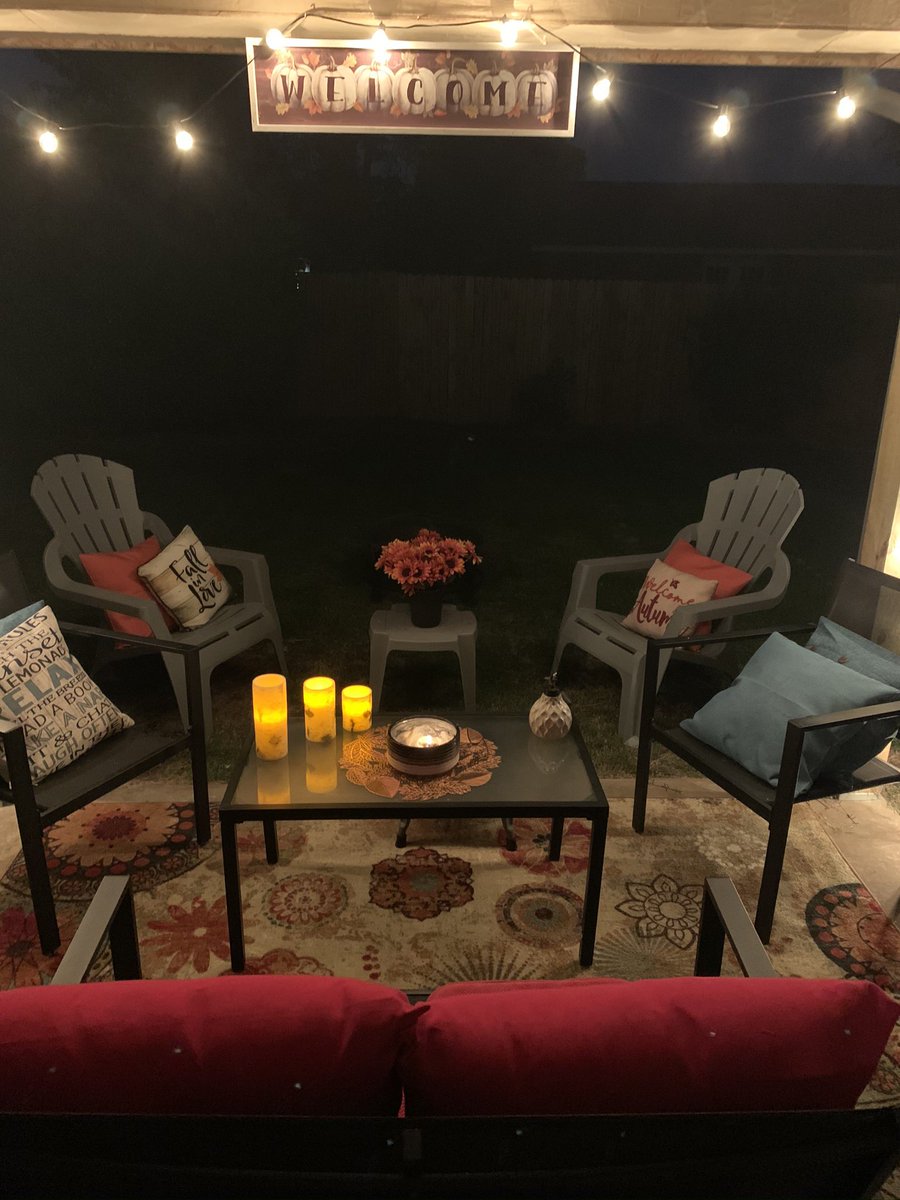StephaneeMalan's tweet photo. #fallvibes #fallpatio #wine #relaxation 🍂🍁🍂🍁🍂🍁🍂🍁🍂🍁🍂🍁🍂 https://t.co/cqml72UReY