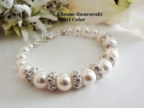 debraanncreat's tweet photo. #Swarovski Pearl,Crystal #BridalBracelet by #DebraAnnCreations https://t.co/Mnua0vxkeX #weddingbracelet #pearlbracelet #pearljewelry #weddingjewelry #bridaljewelry #weddingideas #weddingplanning #bridalshop #bridetobe #futurebride #shesaidyes #weddingdress #bridalgown #engaged https://t.co/GcIoefe0Y3