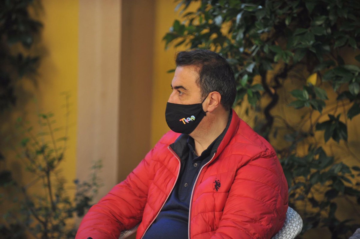 GjonajEtilda's tweet photo. 📍 Vazhdojmë takimet në Njësinë 7 për organizimin e komunikimit digjital me organizatat socialiste. Përgatitemi për zgjedhjet e 25 prillit në kohë të vështira pandemie dhe me kufizim të kontakteve njerëzore. 

👉🏻 https://t.co/03Mb0Mt0zq https://t.co/WEhHHbUWhv