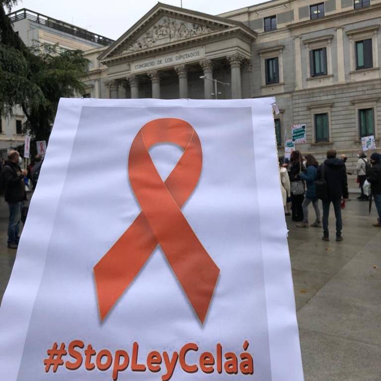 MasPlurales's tweet photo. Mañana martes 10 de noviembre volveremos al Congreso de los Diputados más arropados que nunca por las más 1.138.000 firmas que se han registrado ya contra la #LOMLOE 💪 ¡Seguimos e insistimos👉 #StopLeyCelaá ! #MasPlurales 🧡 https://t.co/sMwxaXwnDN