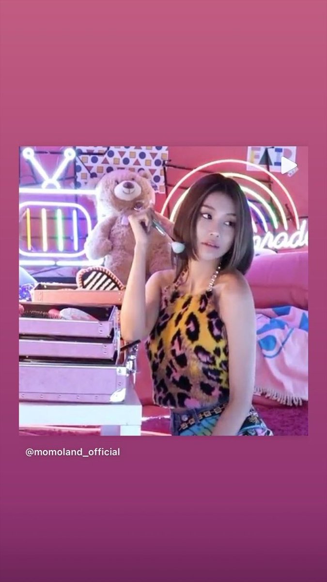 HyebinBrasil's tweet photo. [#STORY] 09.11.20 ㅡ Atualização da Hyebin em seu Storys do Instagram. (1/2)

#MOMOLAND #모모랜드 #HYEBIN #혜빈 #MOMOLAND_IS_COMING #Ready_Or_Not #MOMOLAND1stTEASER @MMLD_Official https://t.co/npoVSwxt6q