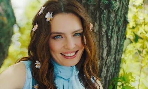 Beceremedi demeyelim sağlık sorunlari diyelim.
İstifa demeyelim görev affı diyelim.
#beratalbayrakistifaetti #maliyebakani