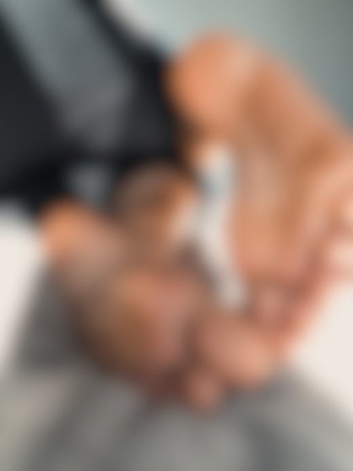 I just uploaded a Fan-only exclusive photo to Modelhub. Wanna see what you're missing? https://t.co/dBraXNzpwY