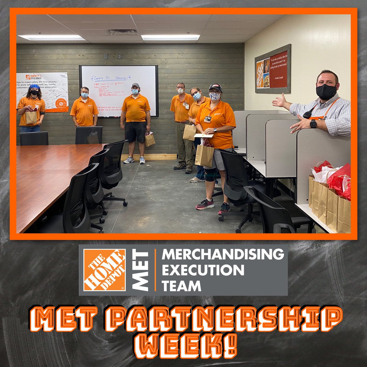 jasonpsmith0's tweet photo. ๐๐๐Kicking off #METPartnershipWeek with gift bags and Chick-Fil-A gift cards for our fabulous MET team, these guys are invaluable! We literally couldnโt do it without you!๐๐๐ https://t.co/KJUdnVQotq