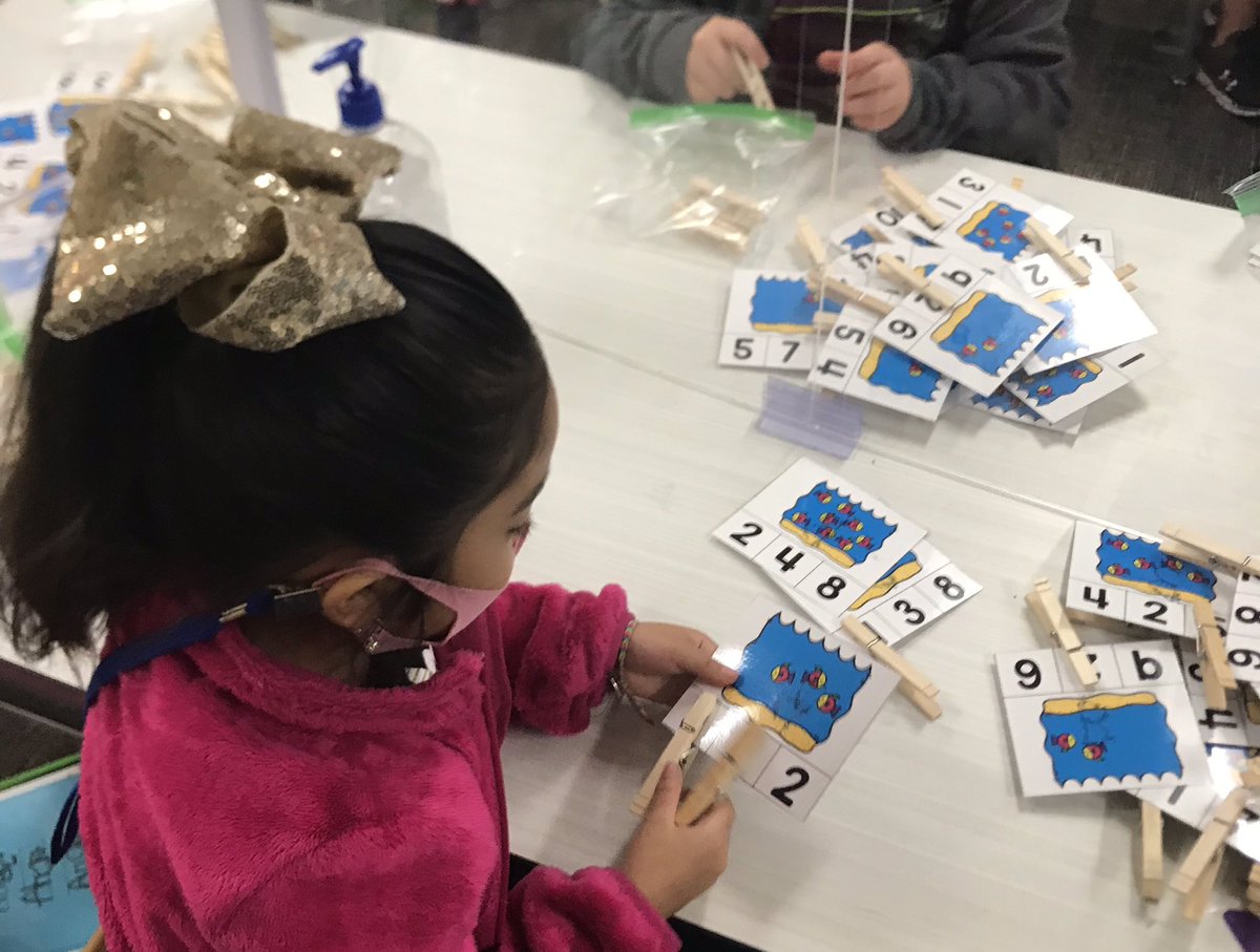 MrsHoffpauer's tweet photo. The key to keeping kinder busy during math stations is variety! #wearewalker @CFISDWalker https://t.co/Sl28TSYzmO