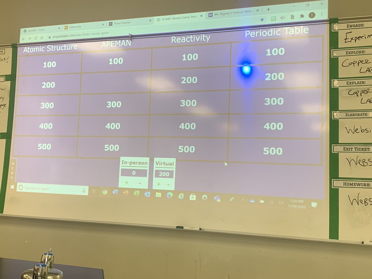 LopezprinciPAL's tweet photo. Joined in on the fun today during a jeopardy review in 8th science class. High five @MrRigneyScience @HISDEastArea @edison_school #edisonlightbulbs https://t.co/l1GNmB5yWV