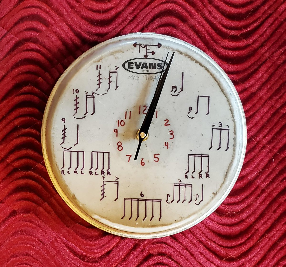 MegThomasPerc's tweet photo. Sold the last bongo head clock! I still have regular drum heads. Email MegThomasPercussion@gmail.com to order. I'm repurposing my used heads into clocks -it doesn't go into a landfill & it's useful again! https://t.co/mxt1gWZKri #clock #handmadegifts #MegThomas #drumheadclock https://t.co/i2qBw2CRMU