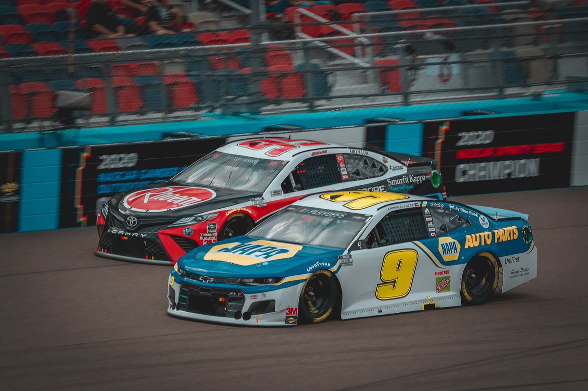 LeavineFamilyRacing tweet media