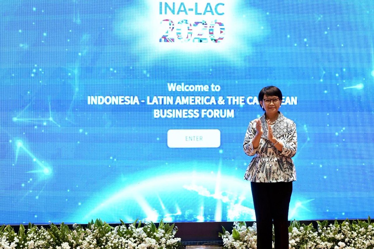 Menlu_RI's tweet photo. 🌏Buenos Diaz… Buenos Noches… Happy to welcome participants of the Indonesia – Latin America and Caribbean Business Forum (#INALAC) 2020 at the opening session this morning (09/11)🌎 https://t.co/LnnLZFVO4x
