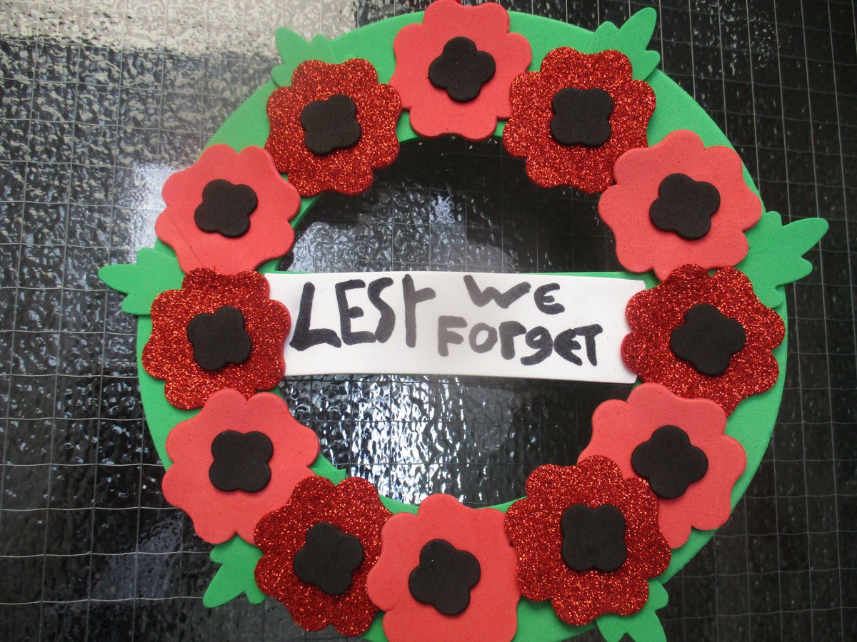 BiscuitNews's tweet photo. The families at Gingerbread have each created a lovely Remembrance Day Poppy Wreath in memory of fallen soldiers.
Our Activity Club have also created a beautiful display in our corridor at Rothesay Court.
#RemembranceDay https://t.co/9q9nxGZK6i