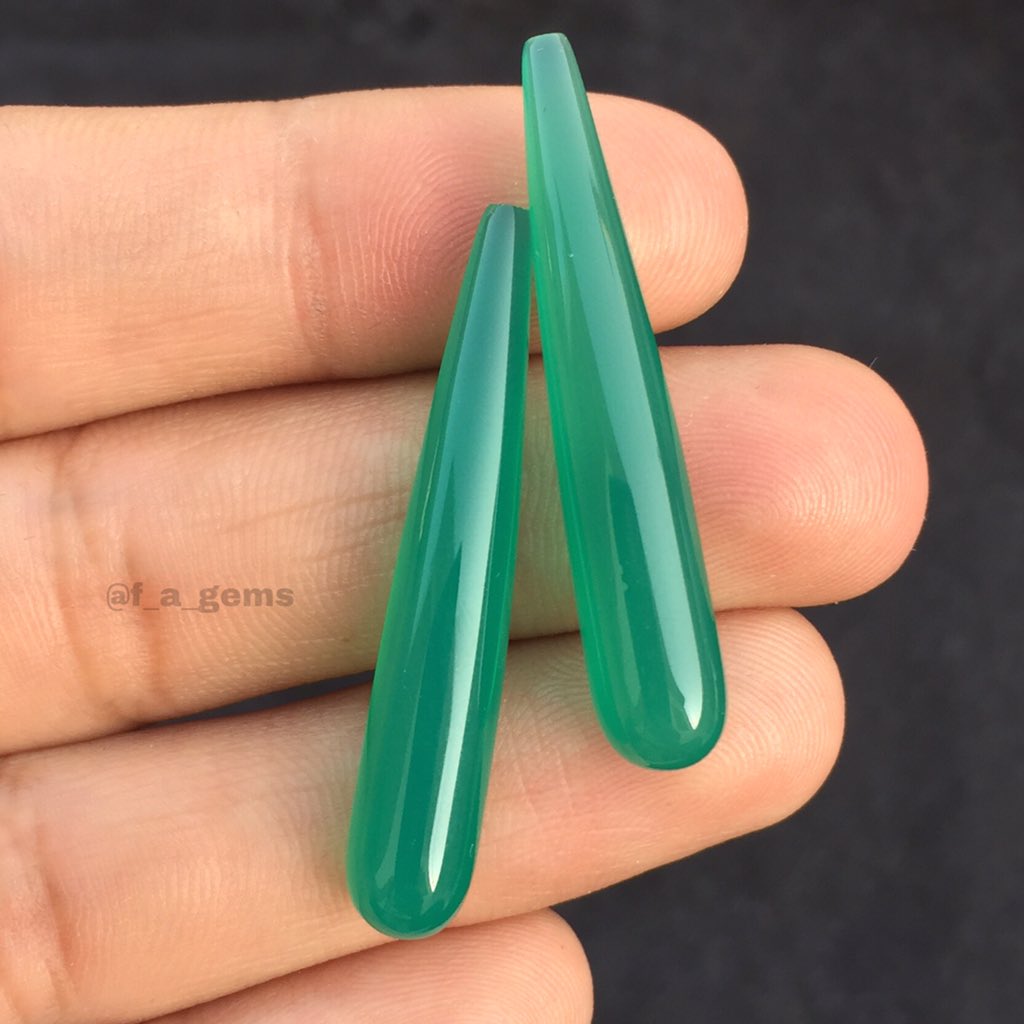 Fagems4733's tweet photo. -• Beautiful Green Onyx Drops 
-• Best quality 
-• Happy 😃Price 
-• You Can buy from my etsy shop ( link in bio) https://t.co/ECyr6Luiht…

#onyx #gemstone #jewelry  #jewellery  #jewellerydesign #jewelryaddict #jeweldenyle  #Gemstones #silverjewelry https://t.co/zKZJ3vpMSq
