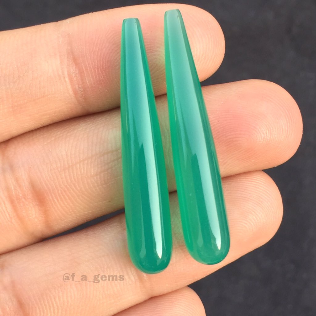 Fagems4733's tweet photo. -• Beautiful Green Onyx Drops 
-• Best quality 
-• Happy 😃Price 
-• You Can buy from my etsy shop ( link in bio) https://t.co/ECyr6Luiht…

#onyx #gemstone #jewelry  #jewellery  #jewellerydesign #jewelryaddict #jeweldenyle  #Gemstones #silverjewelry https://t.co/zKZJ3vpMSq