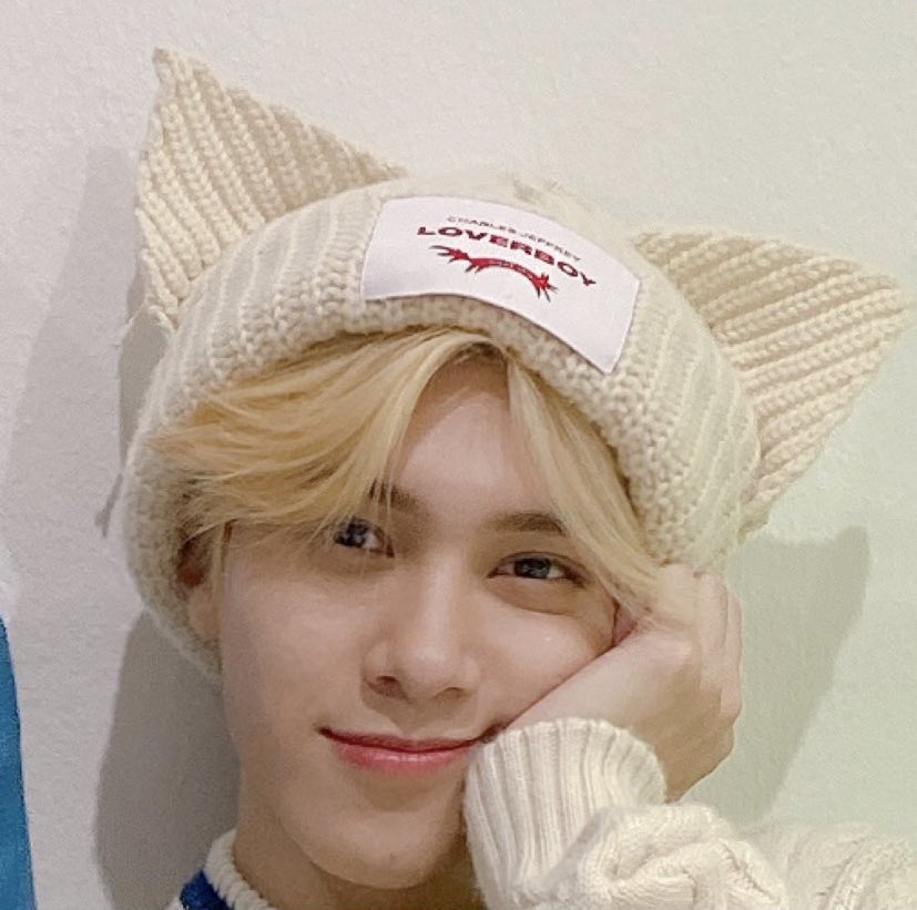 callin_ten's tweet photo. 네코뎌리 플러팅했다가 탠윙크받고 돌맹이뎌리되기 https://t.co/XIQKRj3zoh