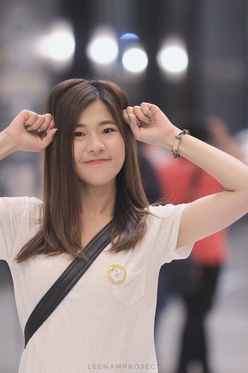 LeenamProject's tweet photo. 🐻🤍 ขอบคุณค่ะ
#Leenam #ALIZBand #พี่ร้องน้องยิ้มได้ #ให้เพลงแทนใจTheProject #MuzikMove https://t.co/I9yOk2PjCn