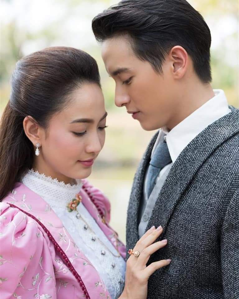 tubipinkeu's tweet photo. I stan khun uthai n mae duangkae...
#เล่ห์บรรพกาล
#lehbunpakarn
#MistofLove
#jirayu_jj
#taewaew_natapohn
#เจมส์จิ #แต้วณฐพร
#จิแต้ว #JiTaew https://t.co/pqOe78tKBB