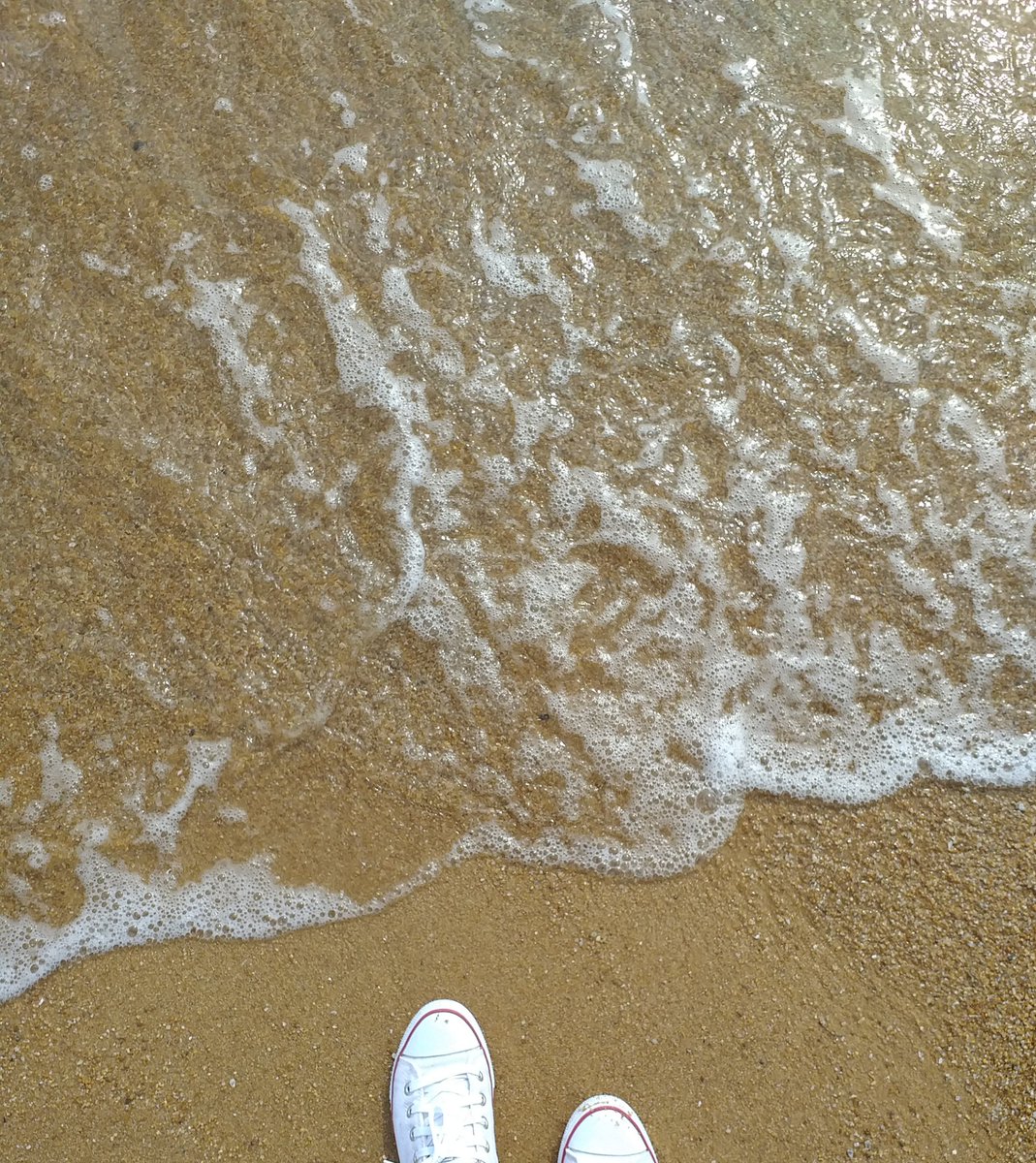 ErlineMatias's tweet photo. 🌊👣 https://t.co/ou6jxIbKKf