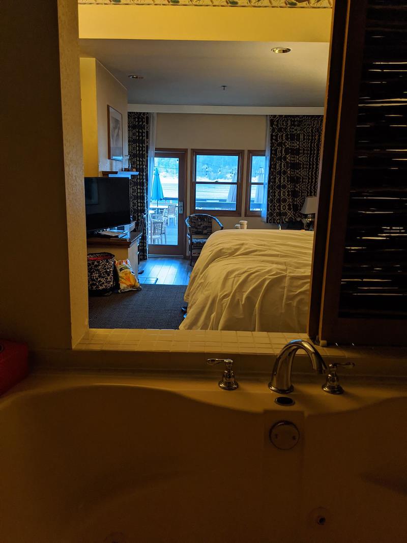 redmac20's tweet photo. I’m a finalist in The Pines Resort’s Story Contest. Help me rally votes: https://t.co/KC1qPXqwyi @ThePinesResort https://t.co/KvYftUSYQk