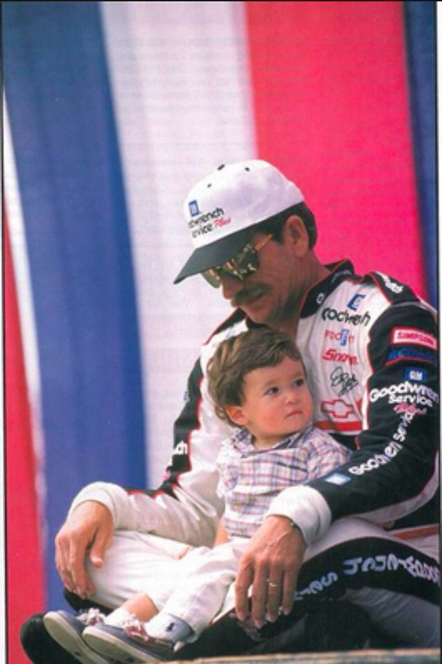 NASCARonReddit's tweet photo. Just a not so intimidating legend with a future champion (via u/zack689) https://t.co/Okc6ffIqv6 #NASCAR https://t.co/eZU2Q1Y4sM