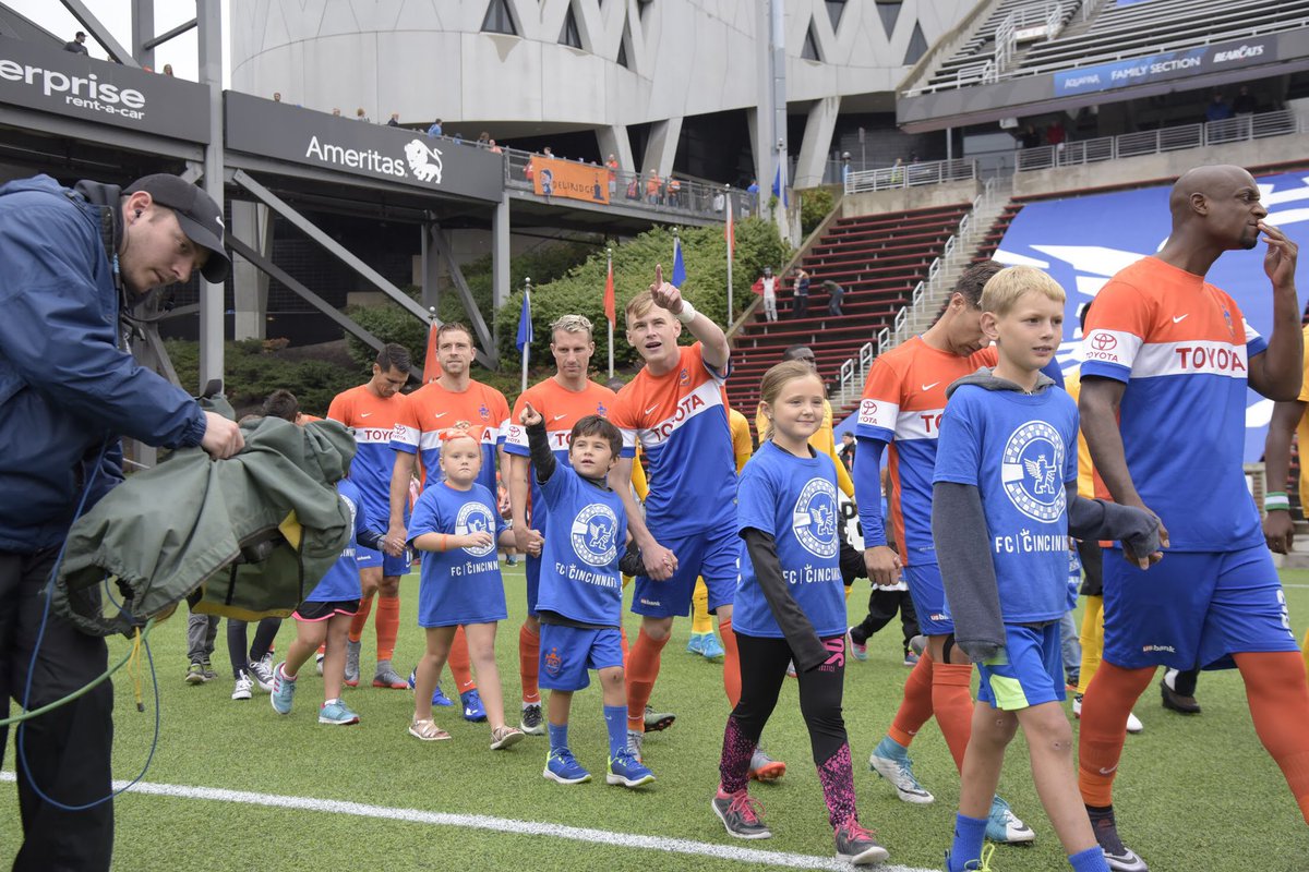 For that party and every one since. The last five years I’ve watch Jimmy & Sawyer become buds, root for each other at soccer games, share burgers and hugs. If my kid wants to grow up and be like Jimmy McBrocklin, I’m 100% onboard with that plan. 3/