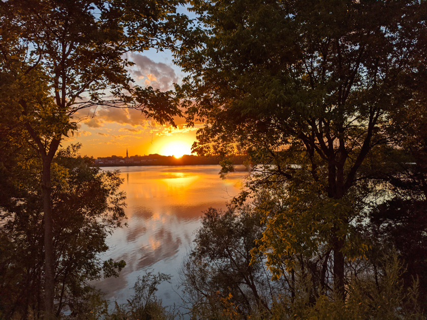 Let's try something a little different. morethanoregano.com/sunsets-sketch…