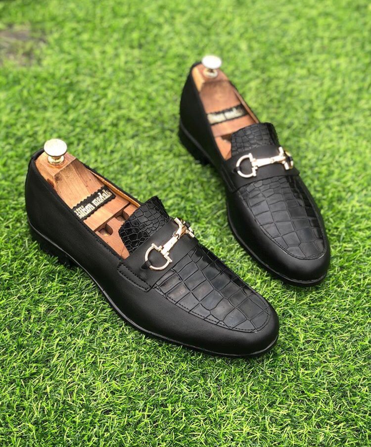 leathercraft_ng's tweet photo. Price - N12,000
#shoes #shoesforsale #shoesaddict #shoeslover #shoes👟 #shoestyle #shoesshoesshoes #shoeslovers #shoesph #shoestagram #shoesoftheday #shoesfashion #shoesaddicted #shoesday #collection #collections #collection_bw #newcollection #collection2019 #StyleLikeNoOther https://t.co/nwRKg6ehPs