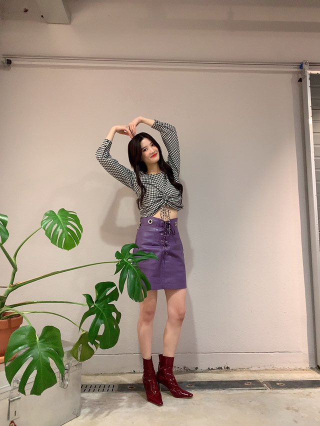 kimalinpics's tweet photo. 201109 fancafe
#선샤인 #SUNSHINE #サンシャイン #김아린 #KIMALIN #네이처 #NATURE #ねいちゃ #ネイチャー #NATURE_WORLD #CODE_M #어린애 https://t.co/9BDvQQVN7C
