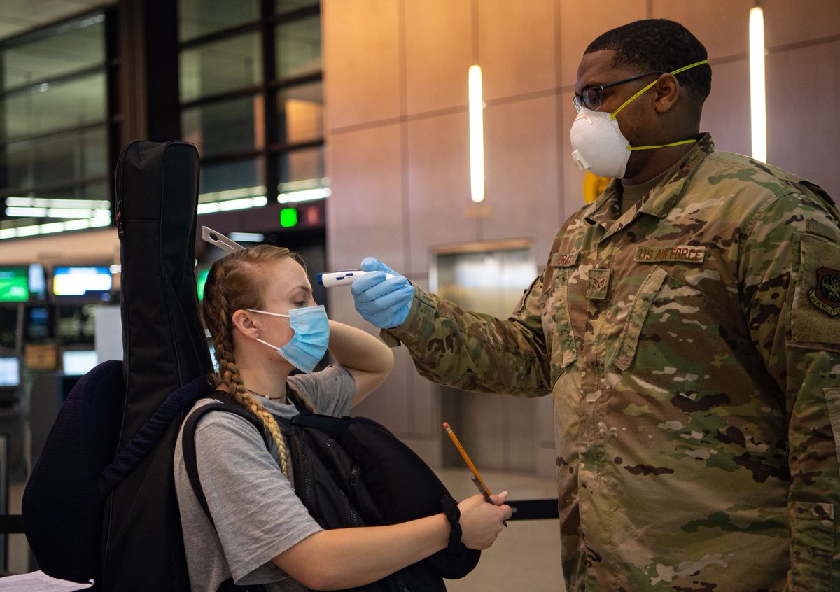 62dAirliftWing's tweet photo. The #62APS unit operating out of the SeaTac airport Air Mobility Command Passenger Terminal has been ensuring the safety of their workers and the passengers who are required to travel since the beginning of the #COVID19 pandemic. #MotivationMonday #MotoMonday https://t.co/JG6Y85aAVC