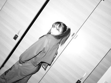 Mamamoo_France's tweet photo. [09.11.20][#WHEEIN IG]

Byulie unnie a pris ces photos de moi
@/mo_onbyul 💕

🇫🇷Mamamoo France
©️whee_inthemood
#leenee https://t.co/nJ4hNcsC6R
