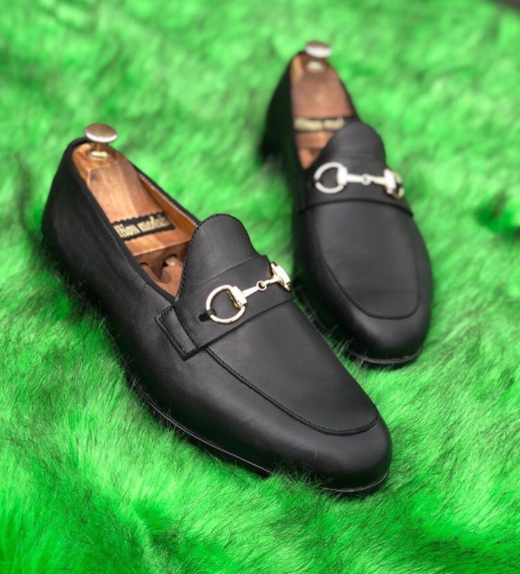 leathercraft_ng's tweet photo. Price - N11,000
#shoes #shoesforsale #shoesaddict #shoeslover #shoes👟 #shoestyle #shoesshoesshoes #shoeslovers #shoesph #shoestagram #shoesoftheday #shoesfashion #shoesaddicted #shoesday #collection #collections #collection_bw #newcollection #collection2019 #StyleLikeNoOther https://t.co/TKNZLXrCeI