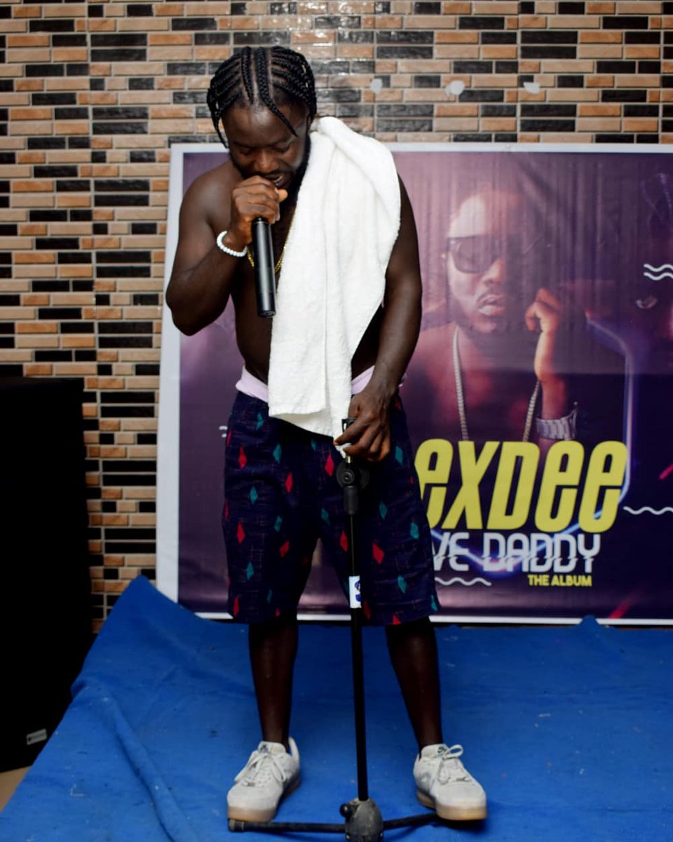 Officialdexdee's tweet photo. I repeat!
Never cover a Judge by it's book!
Go Listen to Wave Daddy Album now!
Link up In Bio..
#WaveDaddyAlbum
#WaveDaddy
#NeratEmpire1 https://t.co/0WrleRcchQ
