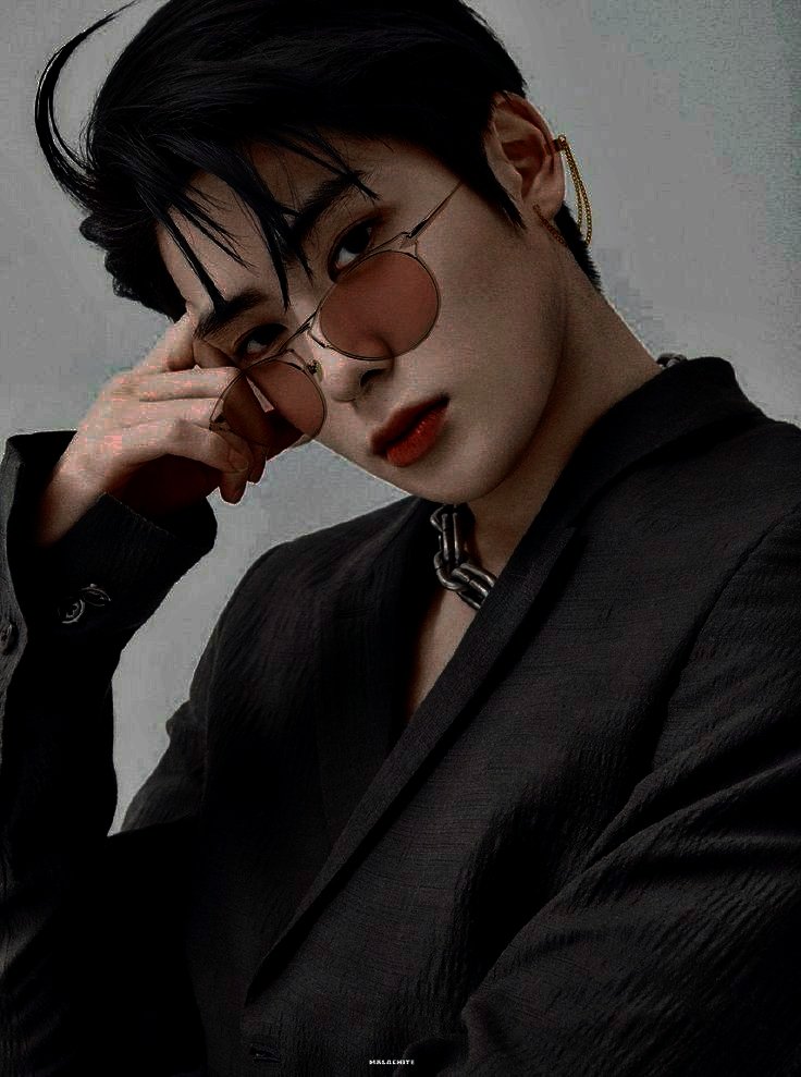 saya baru di tweet. mutualan? 
fambest? dm

#roleplayerindonesia #root #roleplayaccount #roleplayer #rpindonesia #rp #roleplayerkpop #roleplayerworld