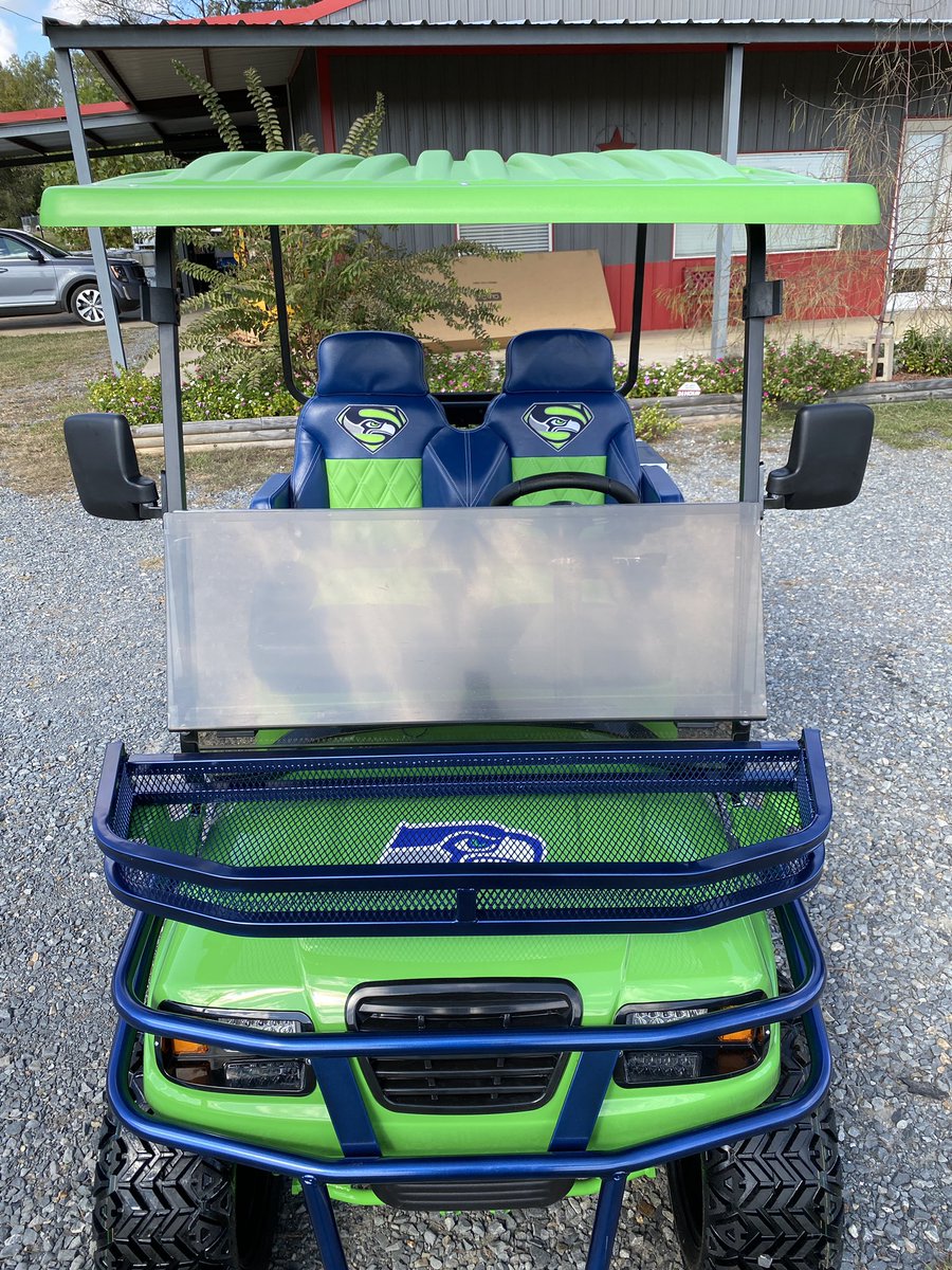 SportzSouthern's tweet photo. Seattle Seahawks Themed Custom Golf Cart @clubcar @Seahawks @CityofSeattle @recsportcarts @SportzSouthern @GolfCarOptions @RHOX21237 @GolfDigest @PGATOUR https://t.co/SjqPwyd3Sg