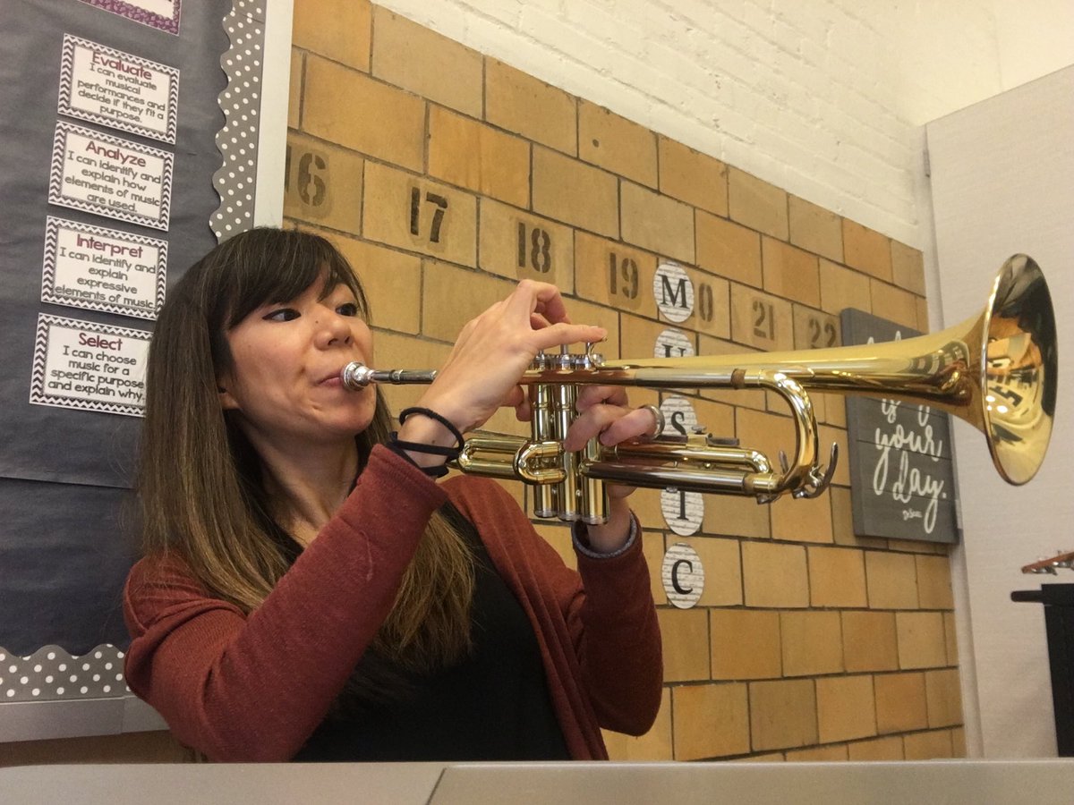 Music_MrsWalle's tweet photo. Time to practice my buzzing for the brass unit! Let’s get scientific with discussions on vibration, sound, frequency, and pitch〽️  #musicmatters https://t.co/BVkW476AU9