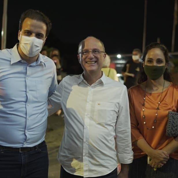 rodrigopaiva_mg's tweet photo. Ontem recebemos a benção do Pr. Márcio Valadão na Igreja da Lagoinha com a minha vice Dra. Patrícia e do Dep. Federal @lucasvgonzalez. Temos “fé” na transformação de BH. Vamos juntos fazer BH avançar com dignidade. Vote 30! Vote Rodrigo Paiva Prefeito! #EleSim30 https://t.co/W0WVXMfugI