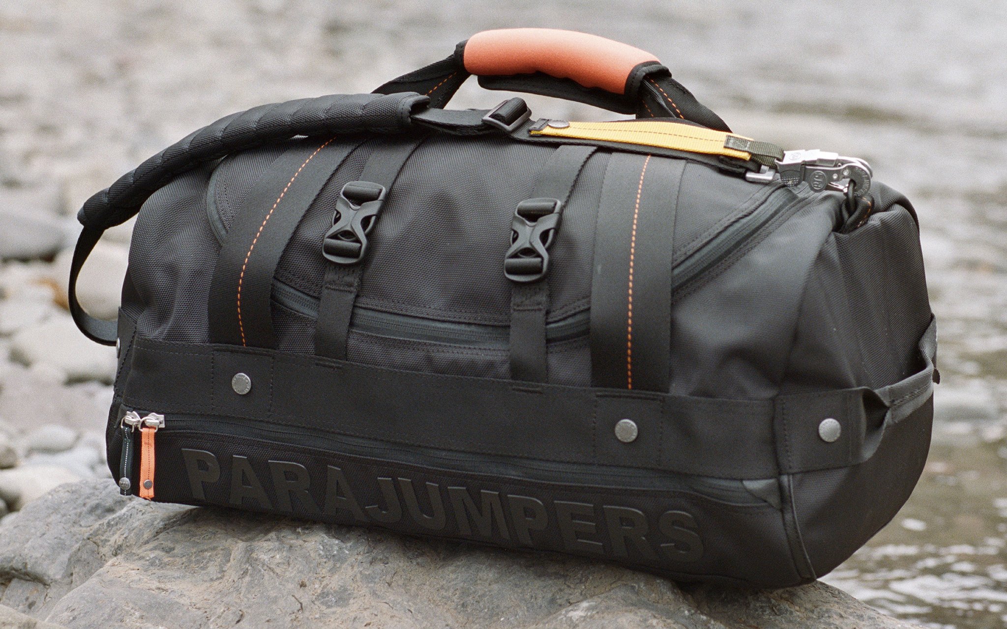 parajumper bag