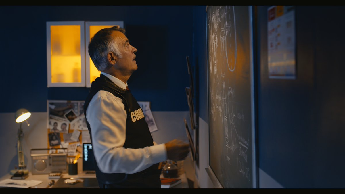 ChronikFiction's tweet photo. Le Coroner reprend du service ! Un nouvel épisode cette semaine... S'il arrive à boucler son enquête ;) 💀😉
#LeCoroner #Série #YouTube https://t.co/vNgN3102pZ