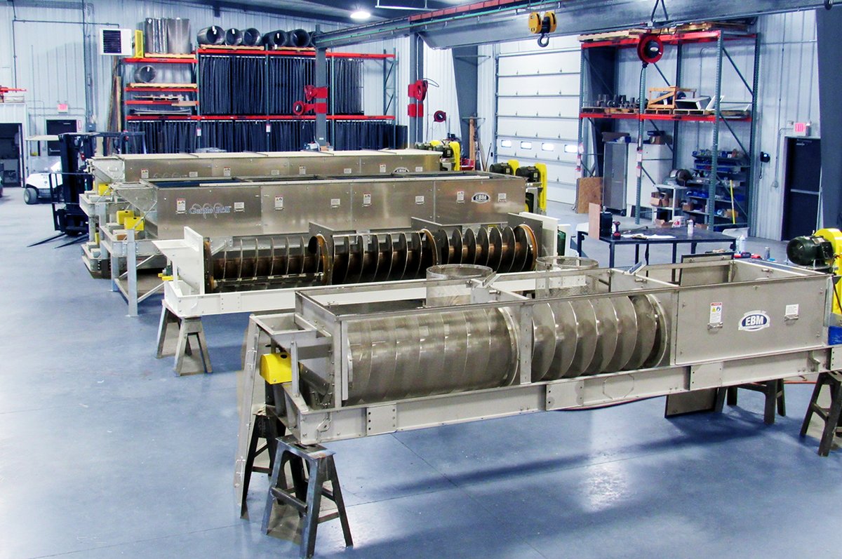 EBMMFG's tweet photo. A good mix of mild and stainless steel screeners are filling up our assembly building. These will soon be shipped to Colorado, California, Indiana, Virginia, and Iowa!
#EBMMFG #GentleRoll #Screeners https://t.co/1ZEcWB9vKT