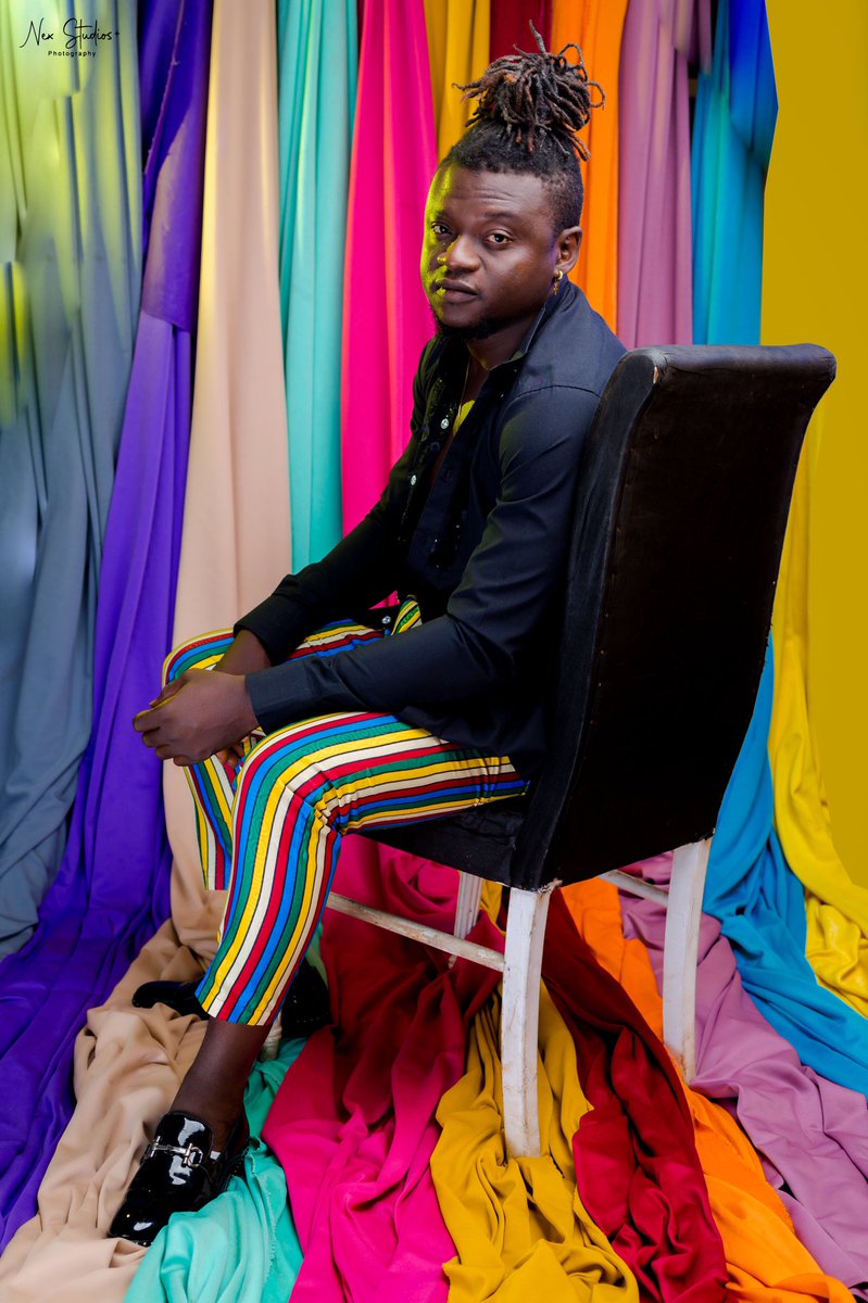 Itribe50's tweet image. It’s Amazing how one transition through the stages of life.
Through all the struggles. 
Faith and hard work are indeed the key to one’s anticipated destination .
Hold on guyz better days are yet to come. #hookgod #sugarboi #monday #betterdays