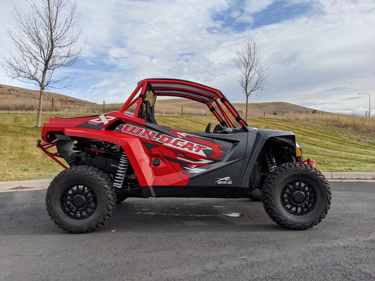 superatvtweet's tweet photo. 😍 One clean #WildcatXX from #RussellMotorsports with an #SATV Tinted Roof, Full Windshield, &amp; Rear Windshield! #LetsRide 🤘😎
#superatv #satvnation #russellmotorsports #missoulaarcticcat #wildcat #arcticcat #textronoffroad #textron #arcticcatwildcat #satvwindshield #offroad https://t.co/tBw0ApRwDm