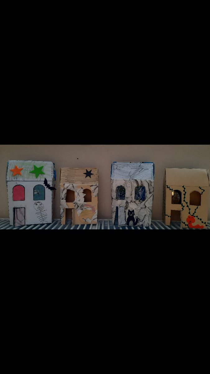 Jamila_Artist's tweet photo. Some Halloween houses from my last Zoom session for @Arts_Connection  @rachelpigott1 👏🏾 https://t.co/xtJhOLPkSn
